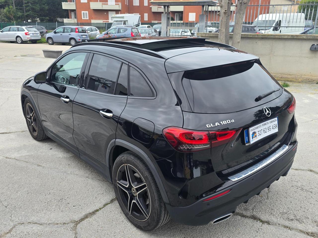 Mercedes GLA 180 d Premium auto