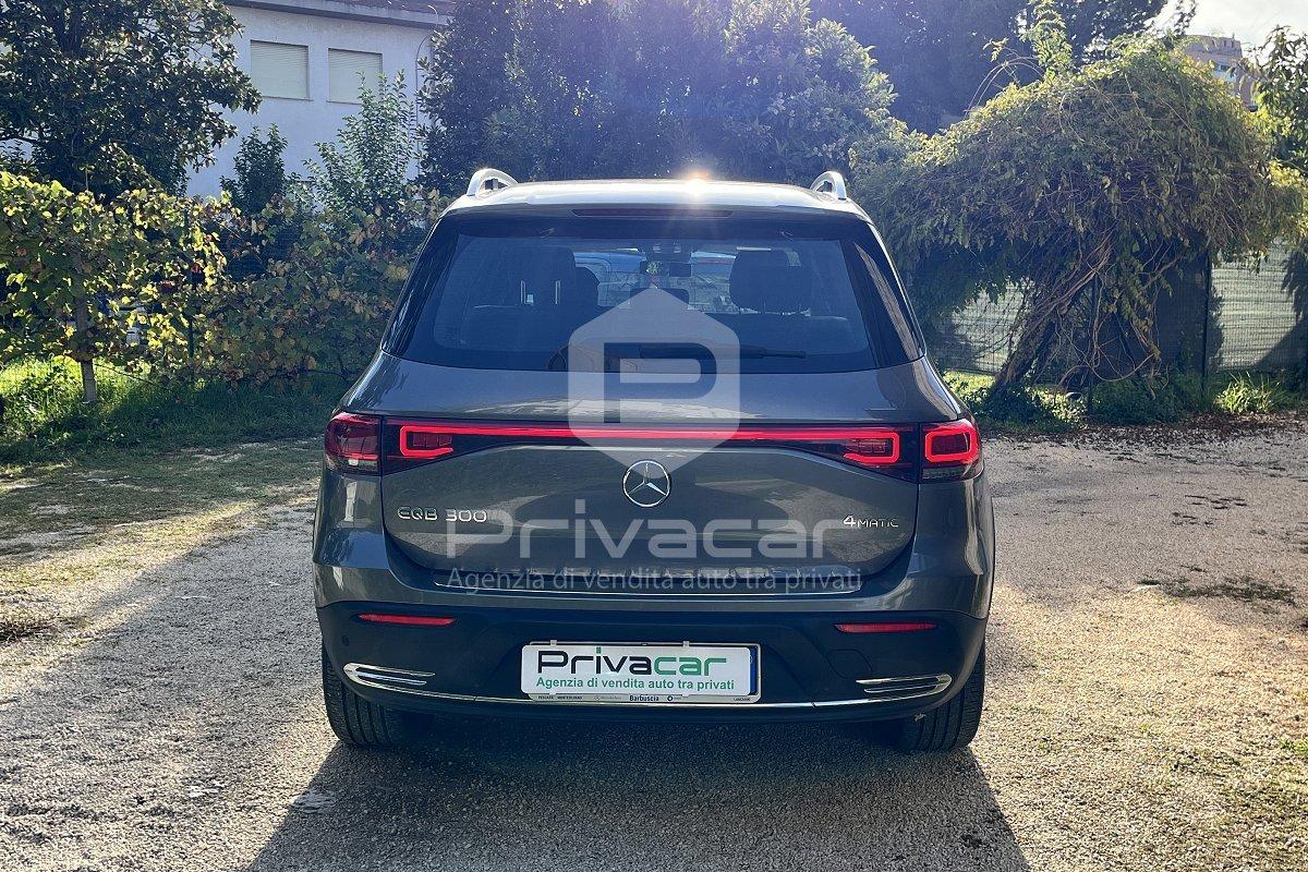 MERCEDES EQB 300 4Matic Premium