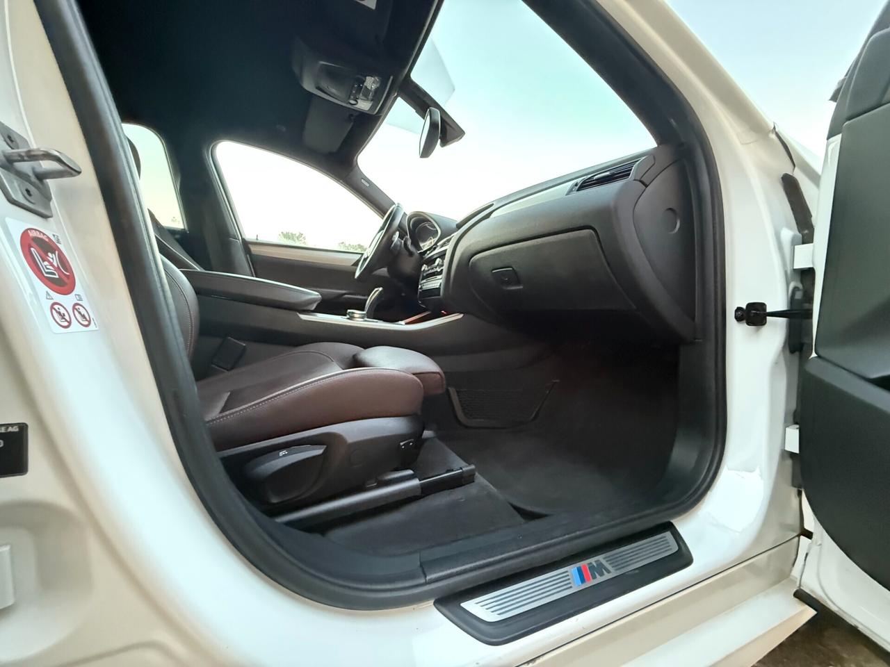 BMW X4 M-SPORT/2.0 X-Drive 190CV/CERCHI 20"/PELLE/LED