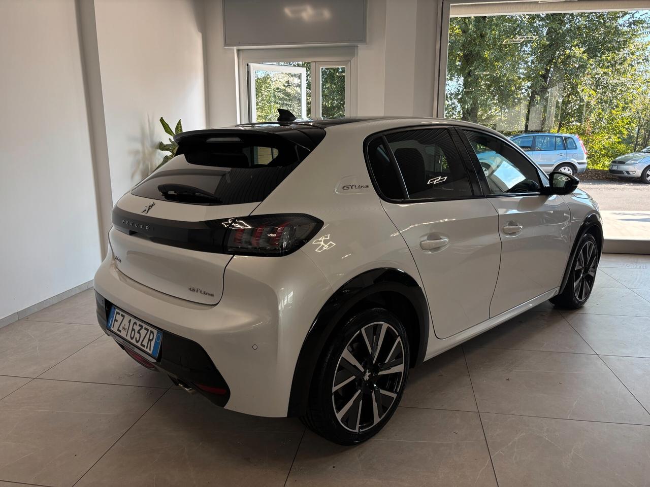 Peugeot 208 PureTech 100 Stop&Start 5 porte GT Line