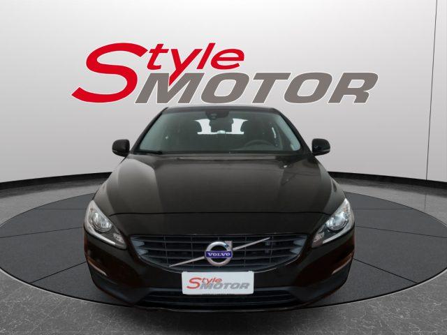 VOLVO V60 D2 Kinetic Certificata Pari al Nuovo