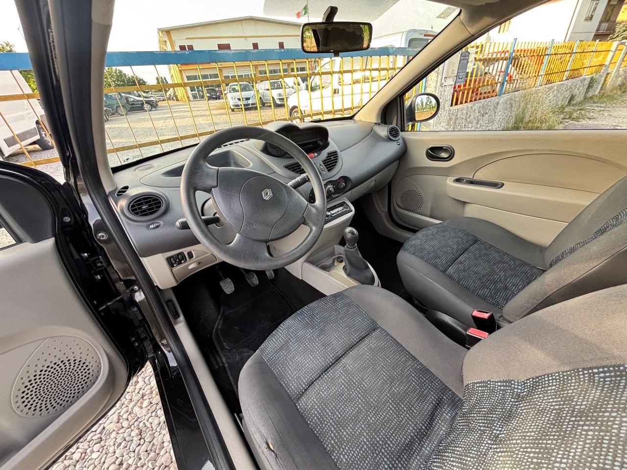 Renault Twingo 1.2 16V Dynamique