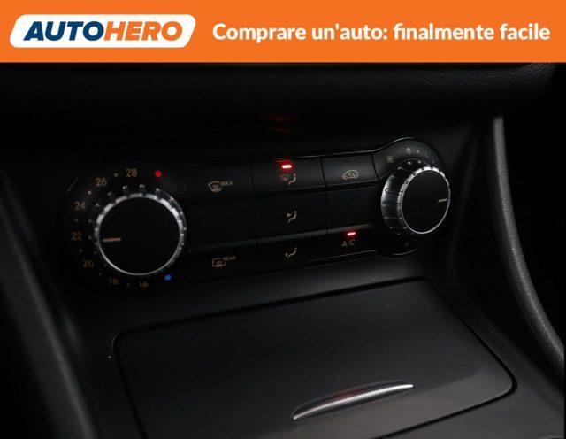 MERCEDES-BENZ GLA 200 d Automatic Premium