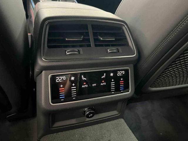 AUDI RS6 4.0 TFSI V8 Performance Dynamic Plus 305 CARBON