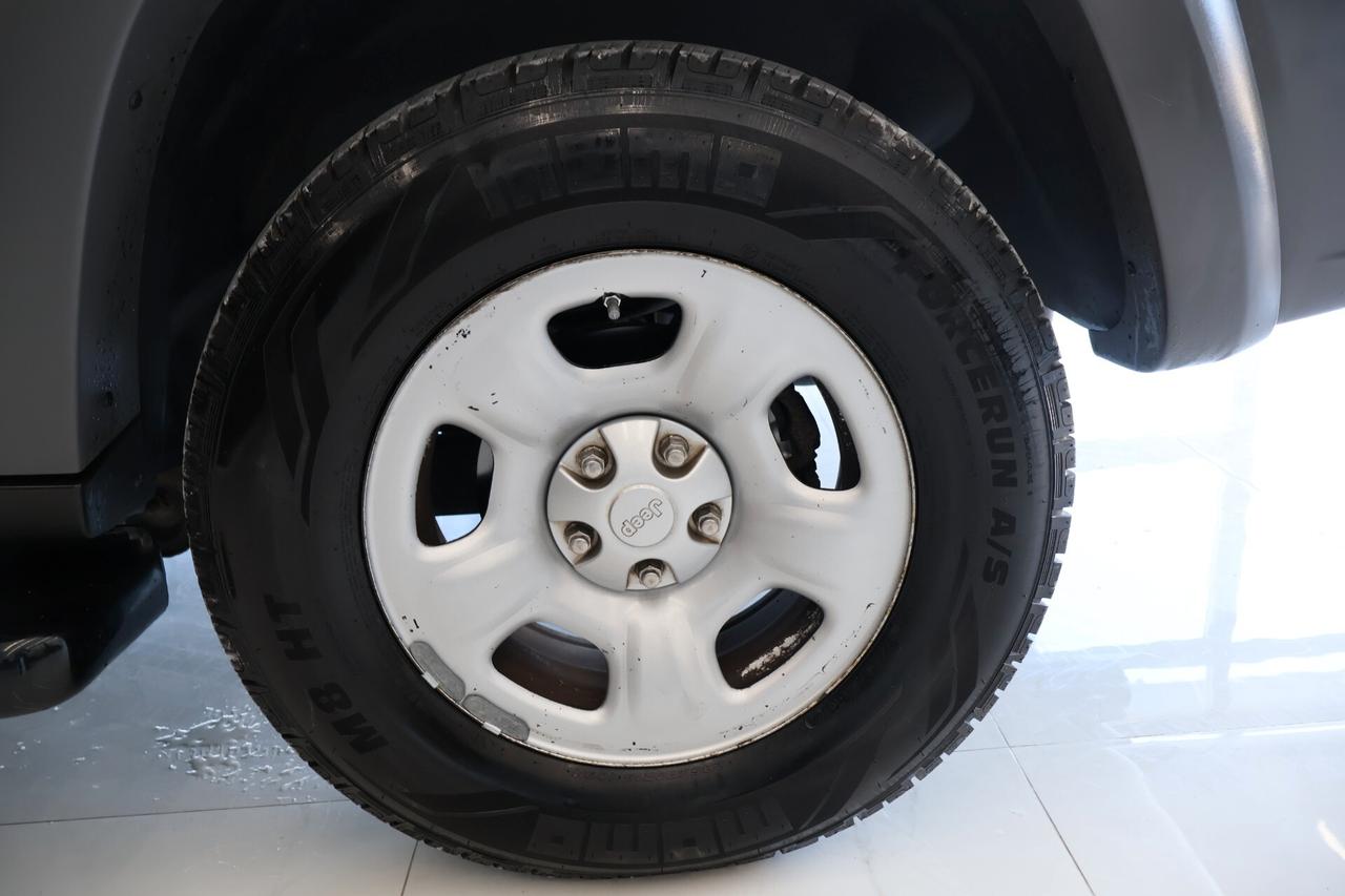 Jeep Cherokee 2.8 CRD Sport automatica