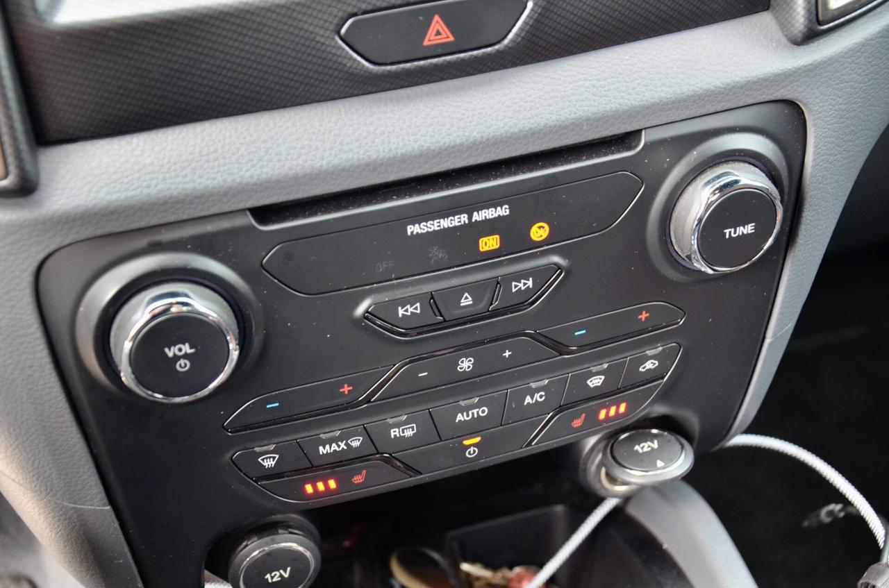 FORD RANGER 3.2 TDCI DOUBLE CAB WILDTRACK 200cv MANUALE, AUTO PRIVATA, UFF ITALIANA, SERVICE FORD, RETROCAMERA, PERMUTE