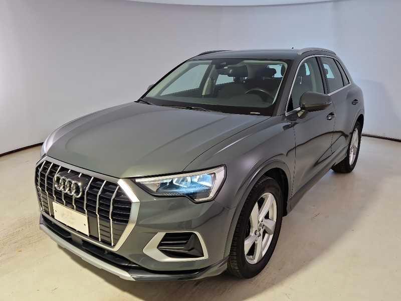 AUDI Q3 35 TDI S tronic Business Advanced