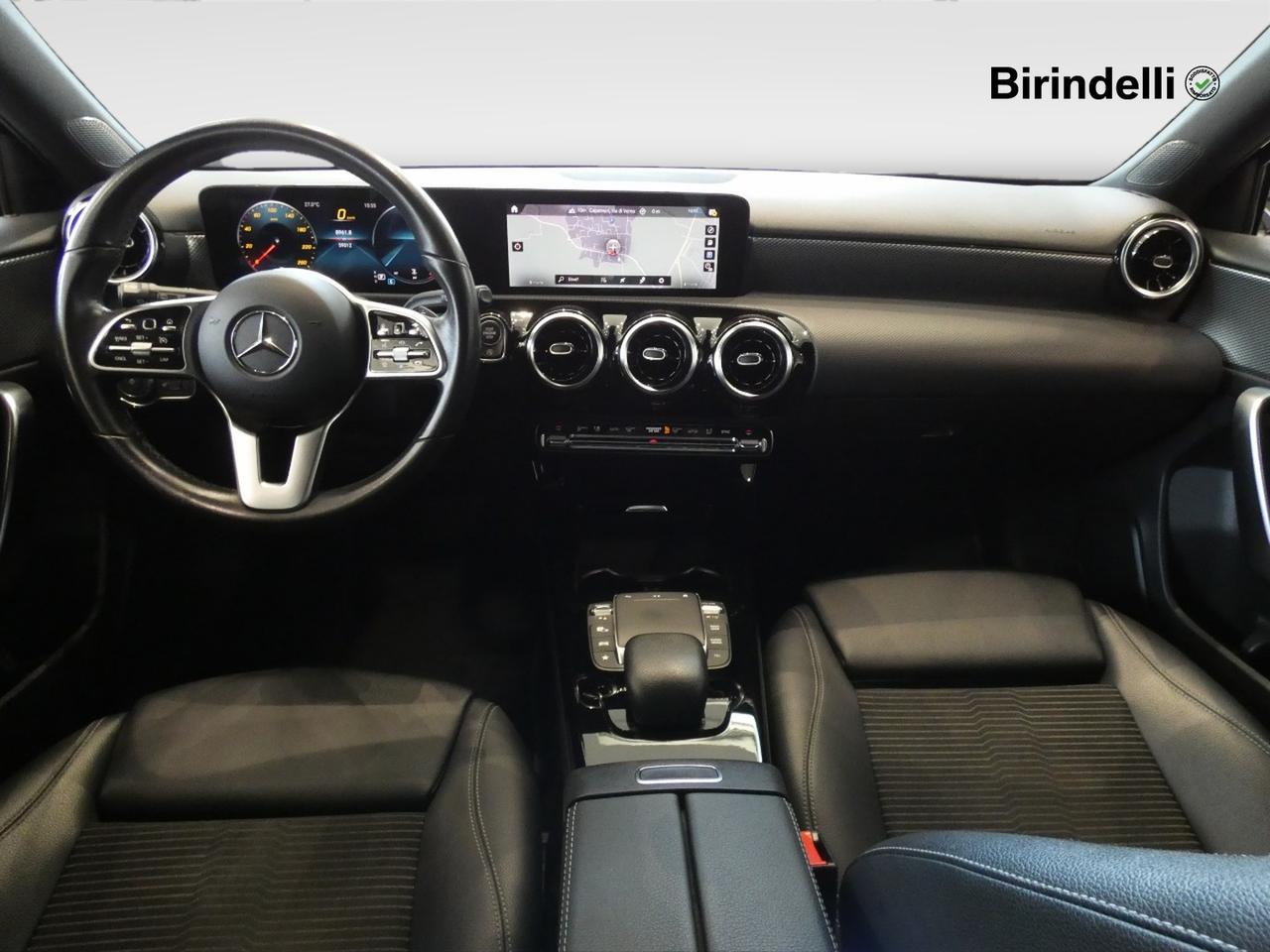 Mercedes-Benz Classe A (W177) - A 180 d Automatic Business