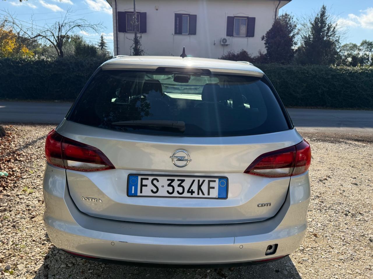 Opel Astra 1.6 CDTi 136CV aut. Sports Tourer Innovation