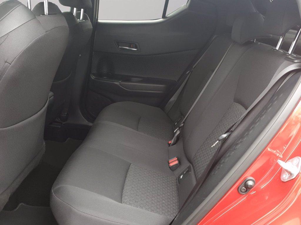 TOYOTA C-hr 2.0h more business e-cvt del 2023