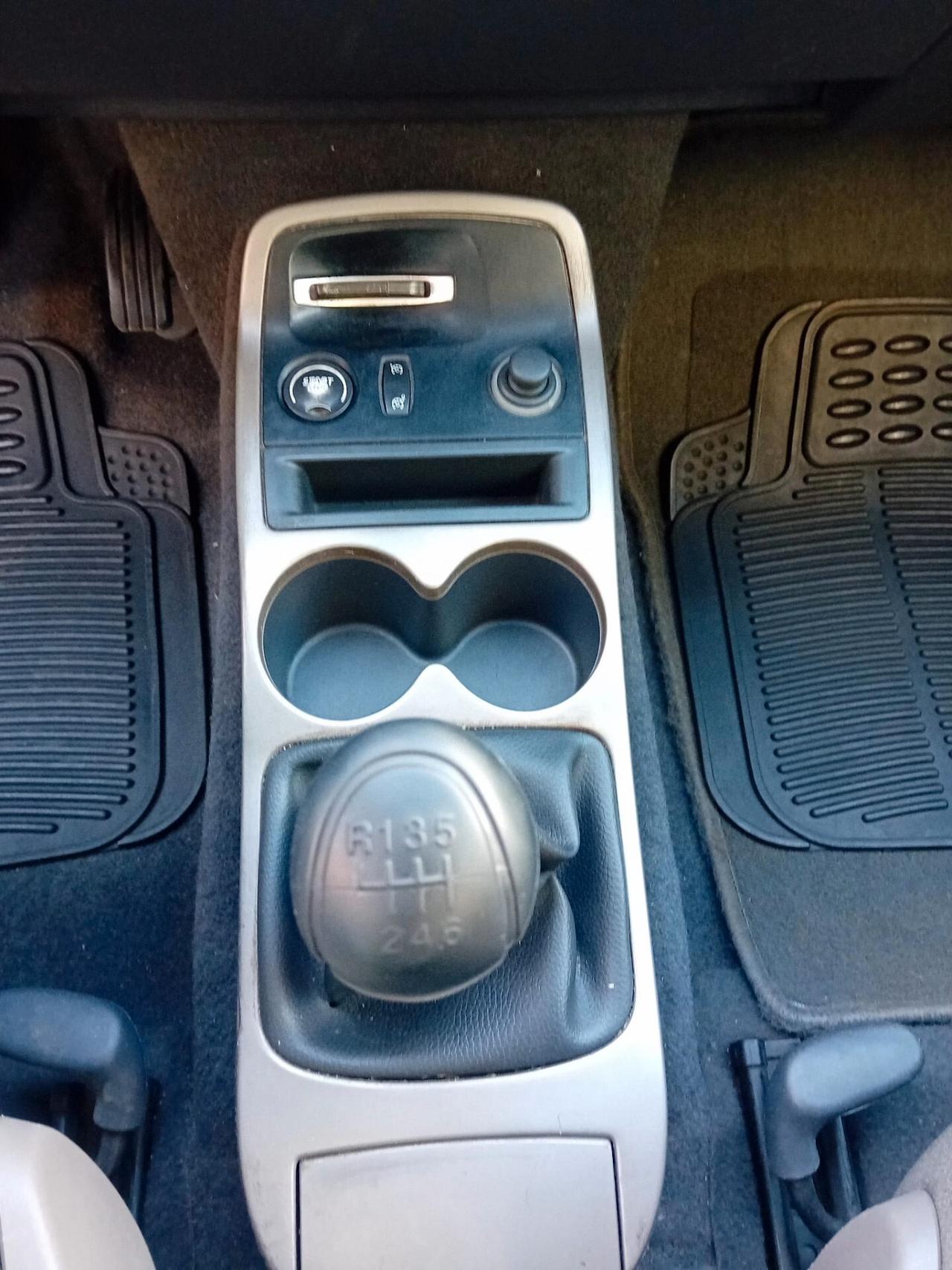 Renault Espace 1.9 dCi Expression 7 POSTI