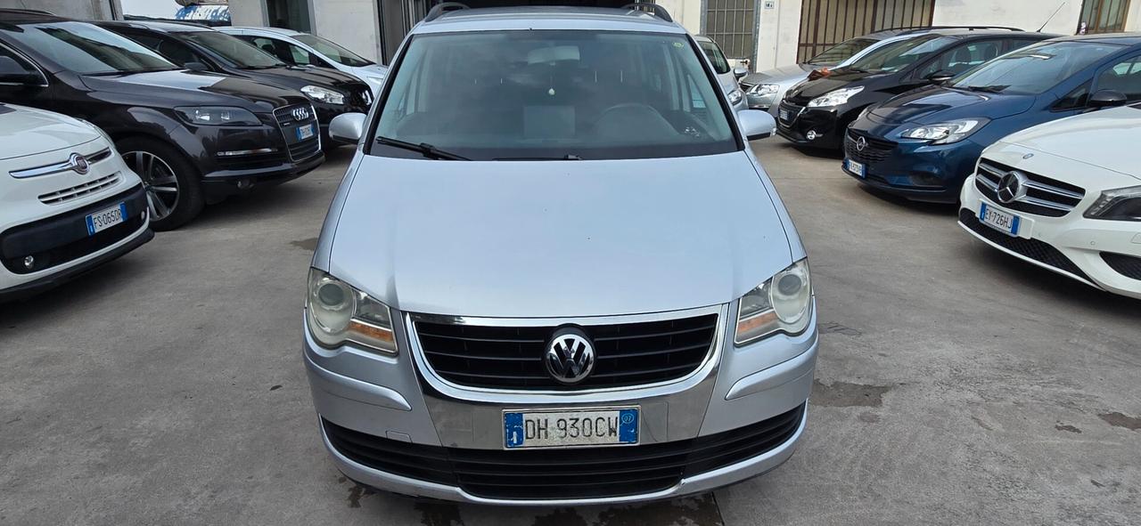 Volkswagen Touran 2.0 Highline Ecofuel