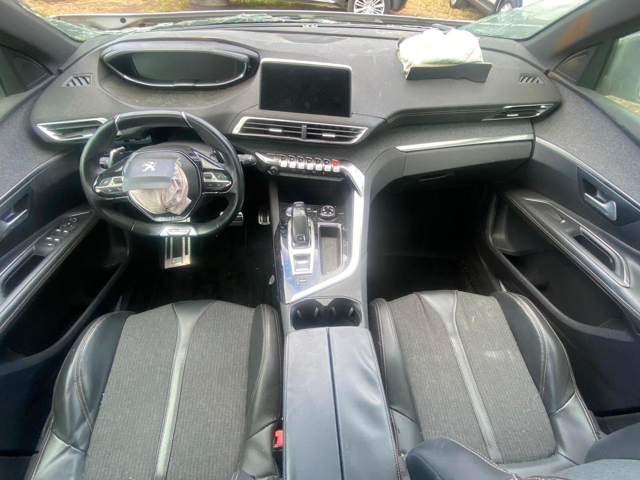 Peugeot 3008 2020 BlueHDi 120 S&S EAT6 GT Line SINISRATA