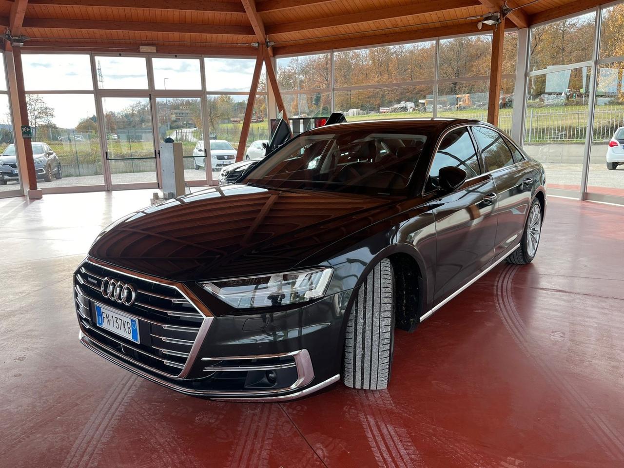 Audi A8 50 TDI 3.0 quattro tiptronic