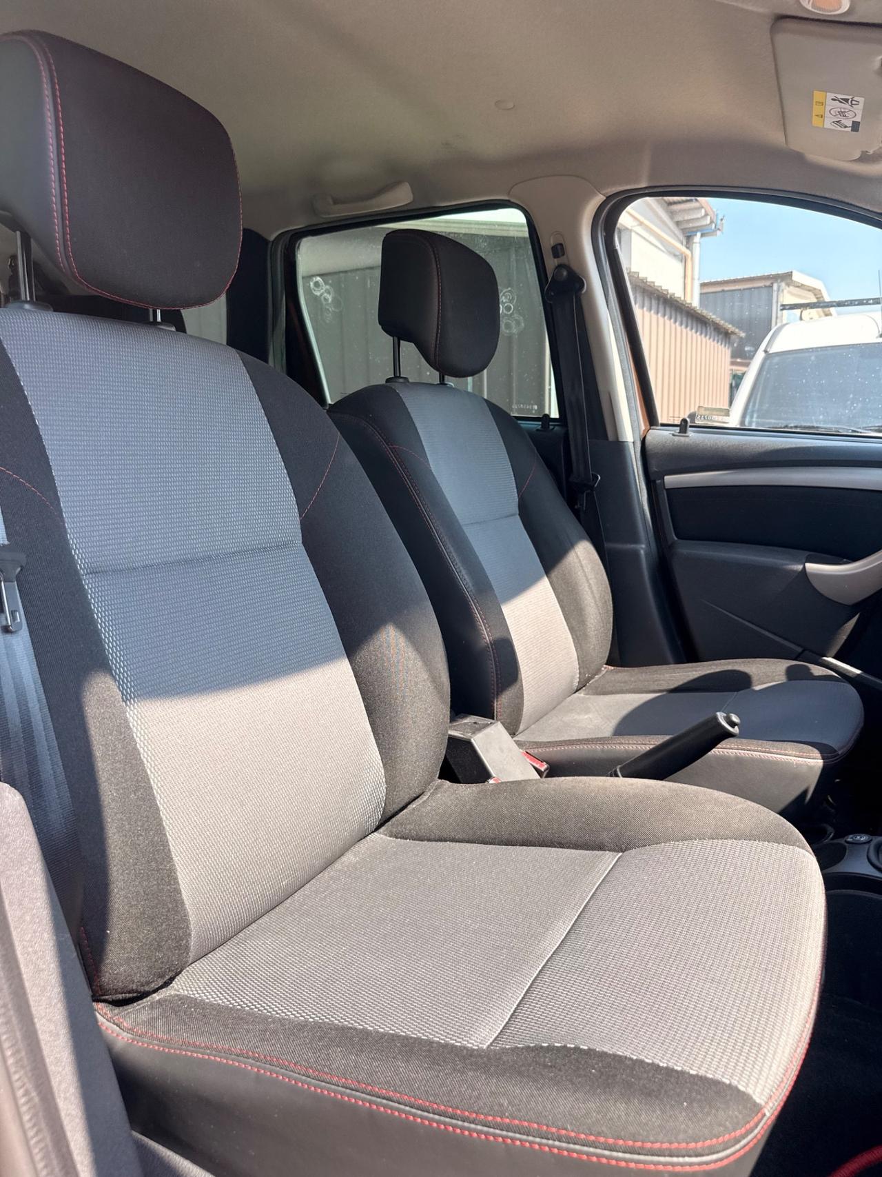 Dacia Duster 1.6 110CV 4x2 GPL Lauréate