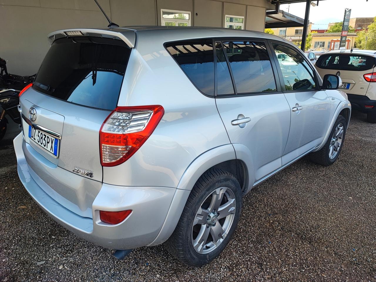 Toyota RAV 4 RAV4 Crossover 2.2 D-Cat A/T 150 CV Luxury