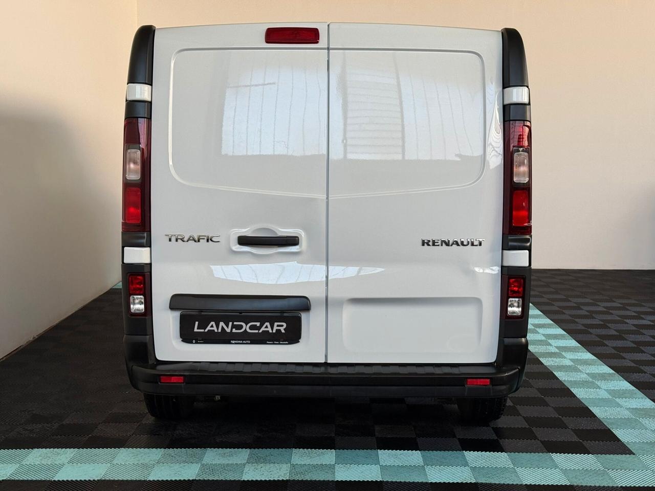 Renault Trafic 2.0 dci 130cv L2H1 Start&Stop