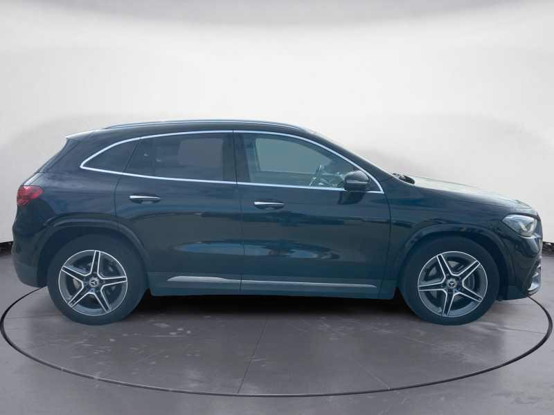 Mercedes-Benz GLA 180 d AMG Line Premium AuTo