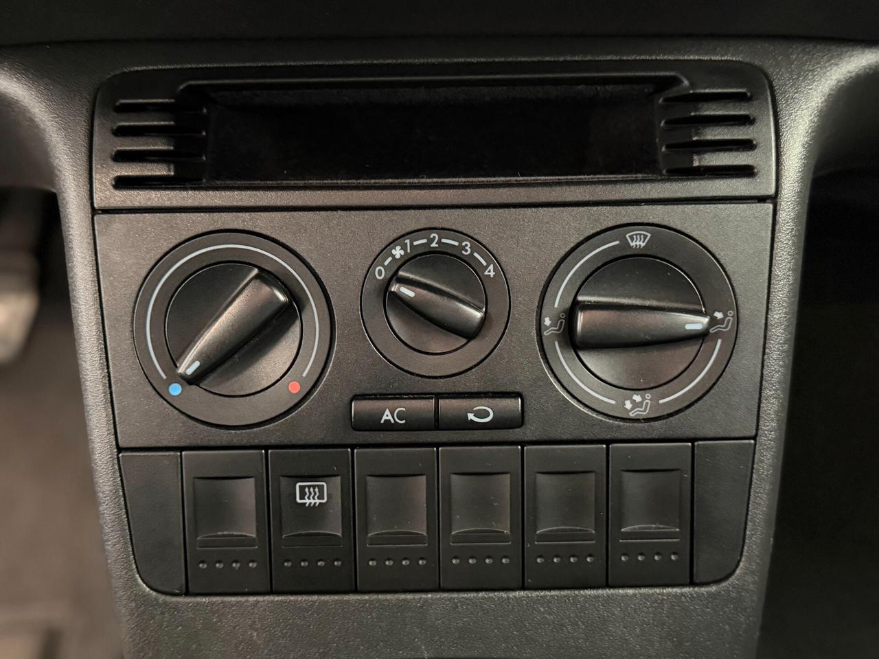 Volkswagen Polo 1.4 16V cat 5p. Comfortline