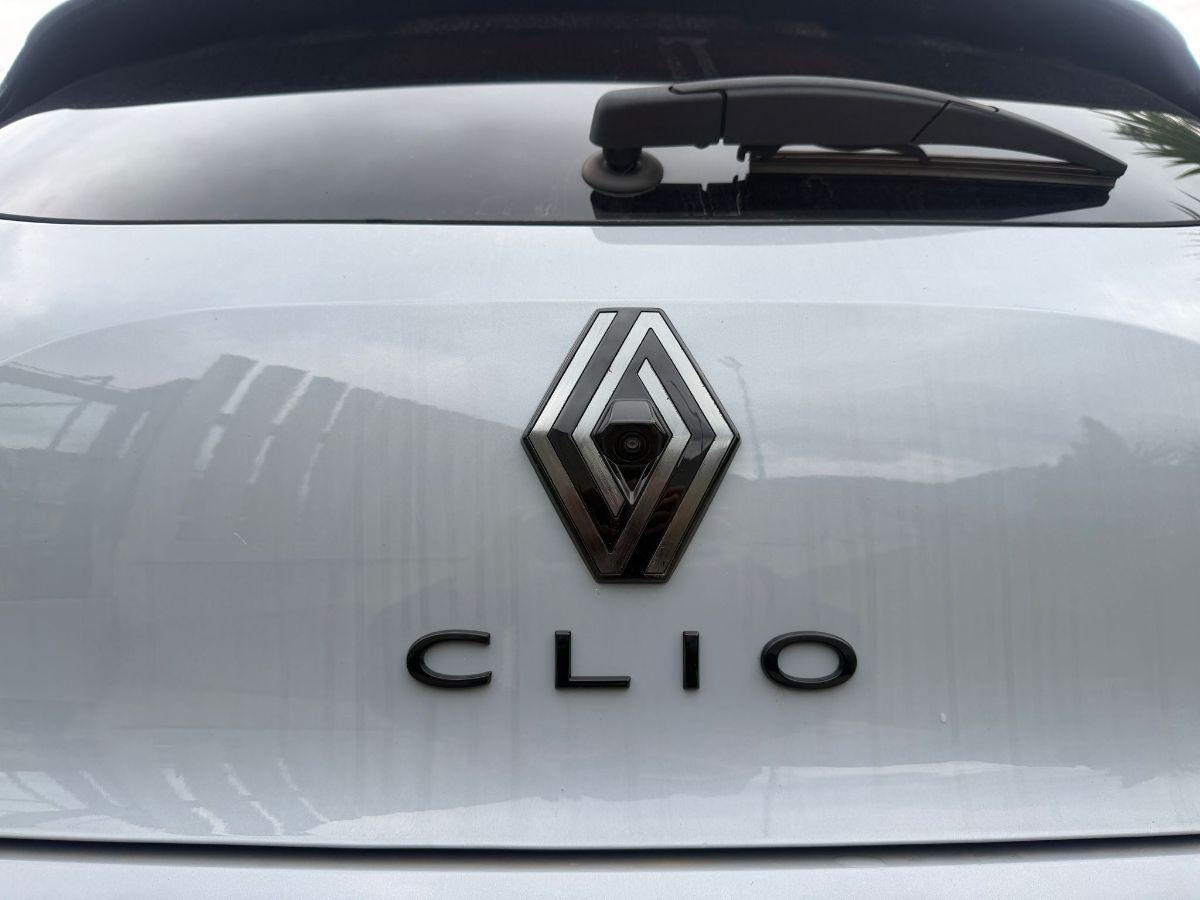 RENAULT - Clio - Full Hybrid E-Tech 145 CV E. Alpine
