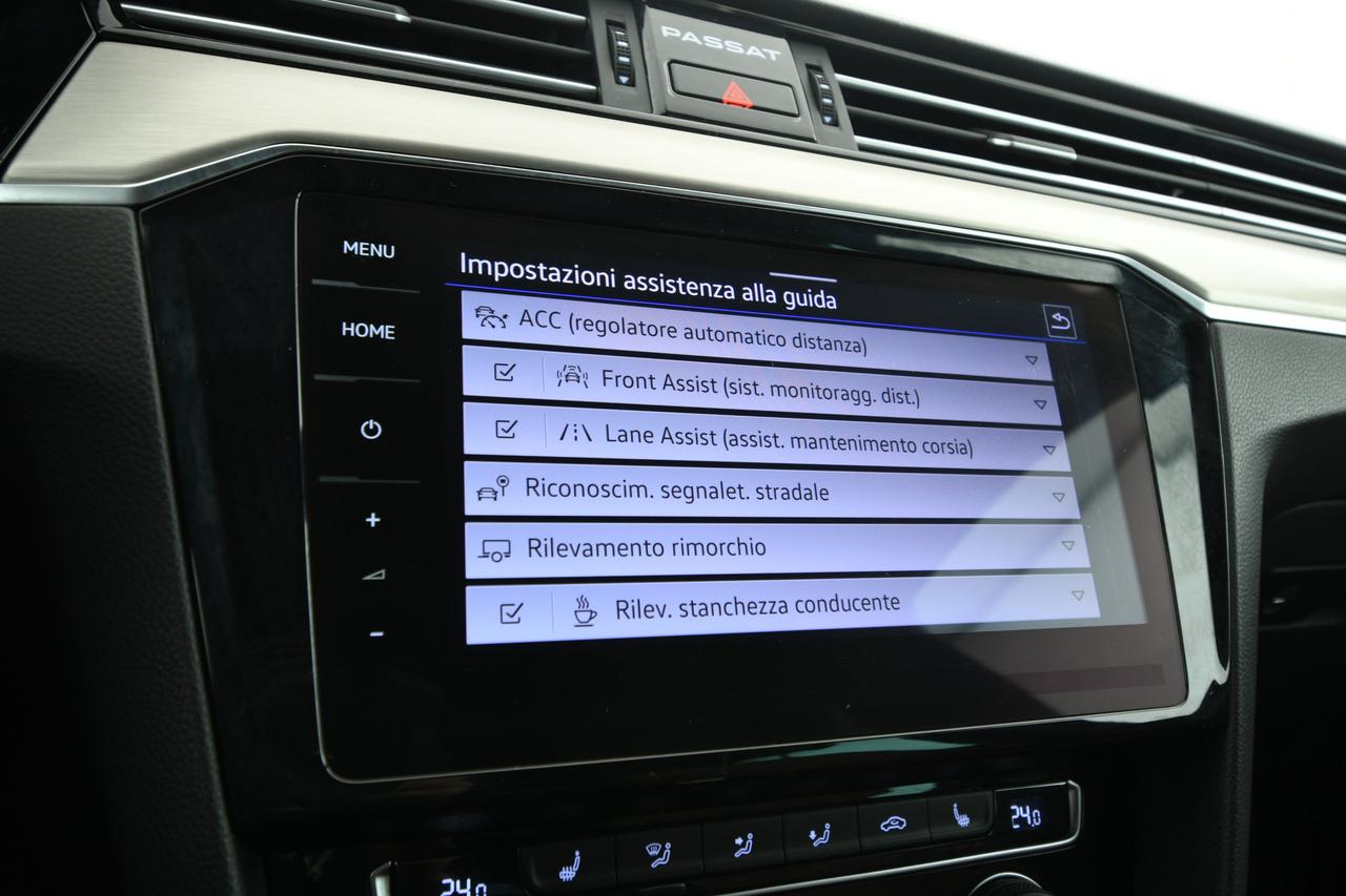 VOLKSWAGEN Passat Variant 2.0 tdi Executive 150cv dsg PELLE+ACC+APP CONNECT