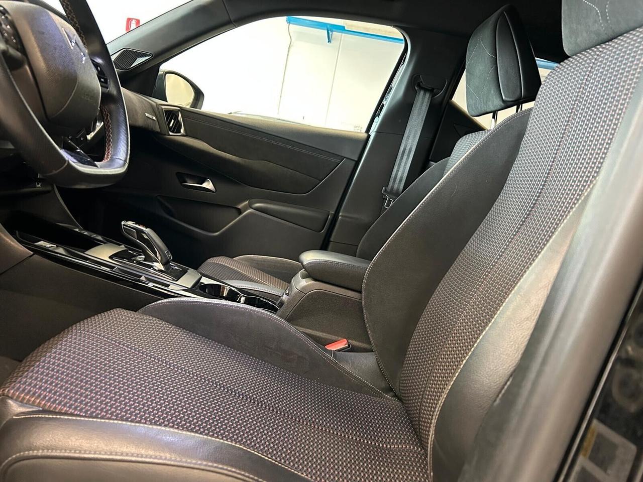 Ds DS3 Crossback PERFORMANCE LINE PureTech 130 aut. SPOTICAR
