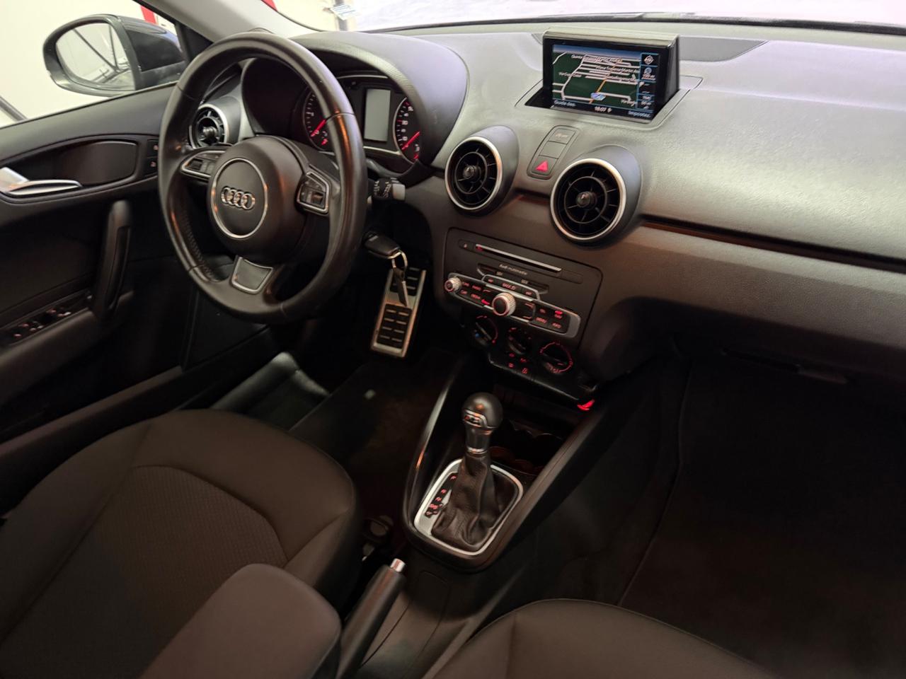 Audi A1 1.6 TDI 116 CV S tronic Design