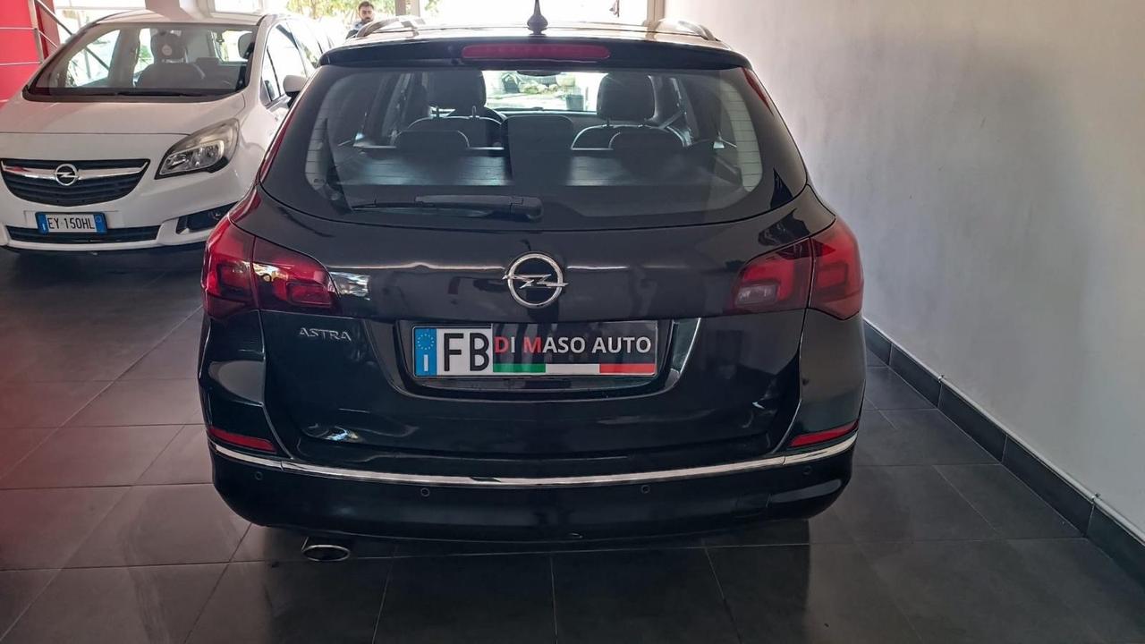 Opel Astra 1.4 Turbo 140CV Sports Tourer GPL Tech Elective