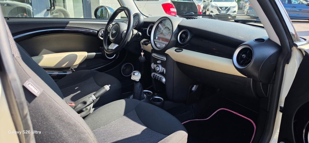 Mini 1.6 16V One Chili Cabrio