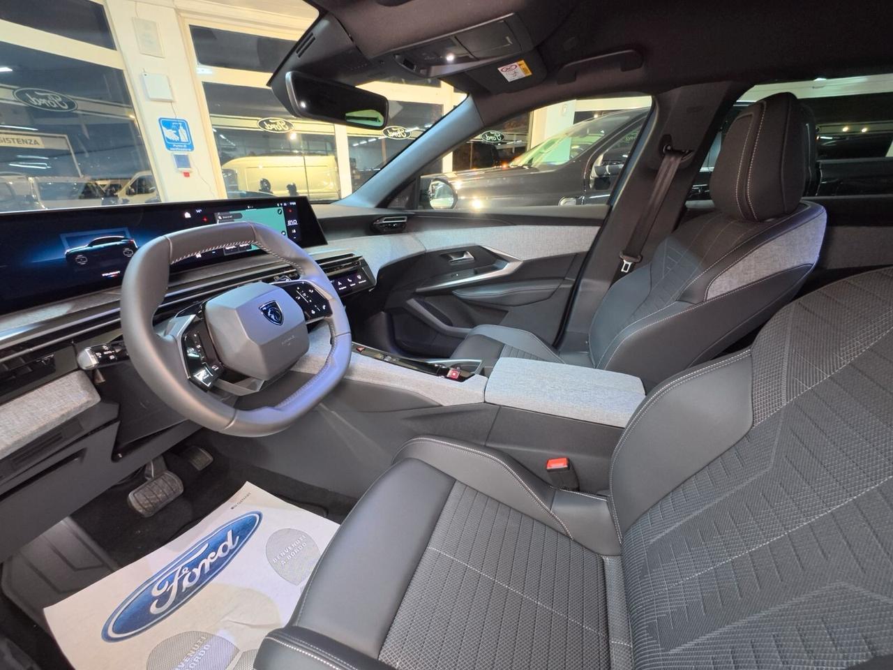 Peugeot 3008 Hybrid 136 e-DCS6 Allure KM ZERO