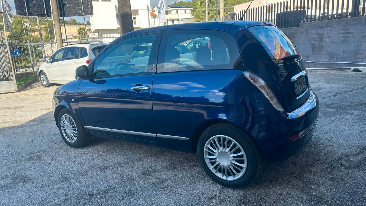 Lancia Ypsilon 1.2 New Oro