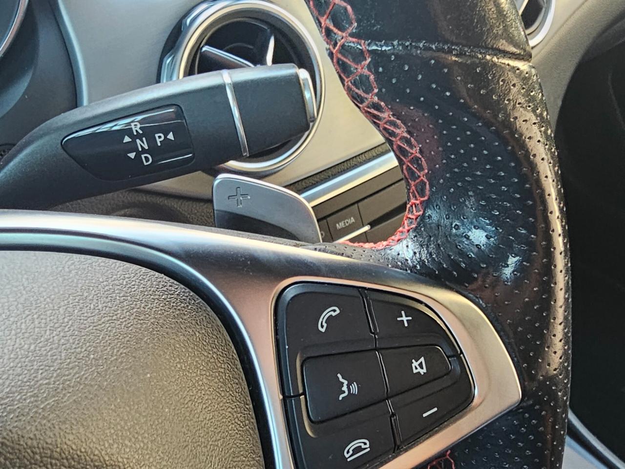 Mercedes-benz GLA 200 d Automatic 4Matic Premium AMG