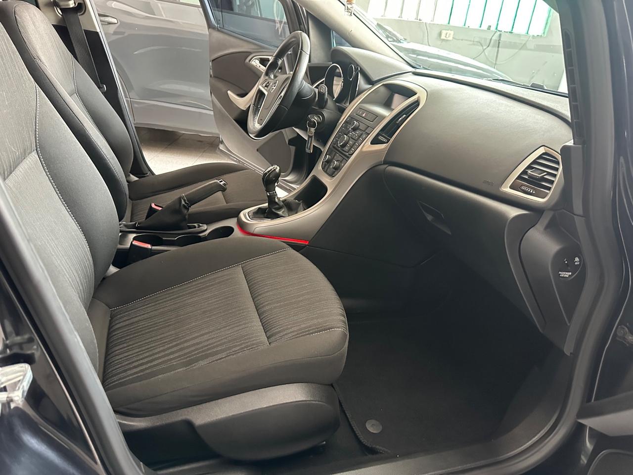 Opel Astra 1.7 CDTI 110CV EcoFLEX S&S 5 porte Cosmo