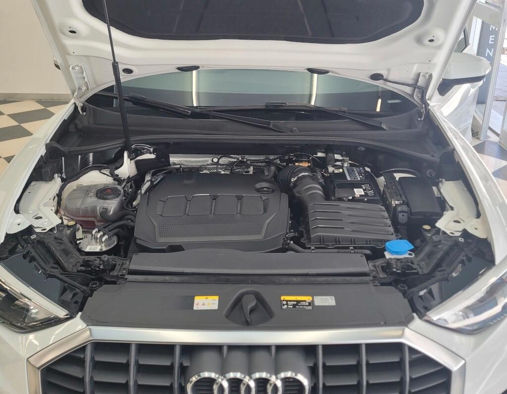 Audi Q3 35 TDI S tronic Business Advanced