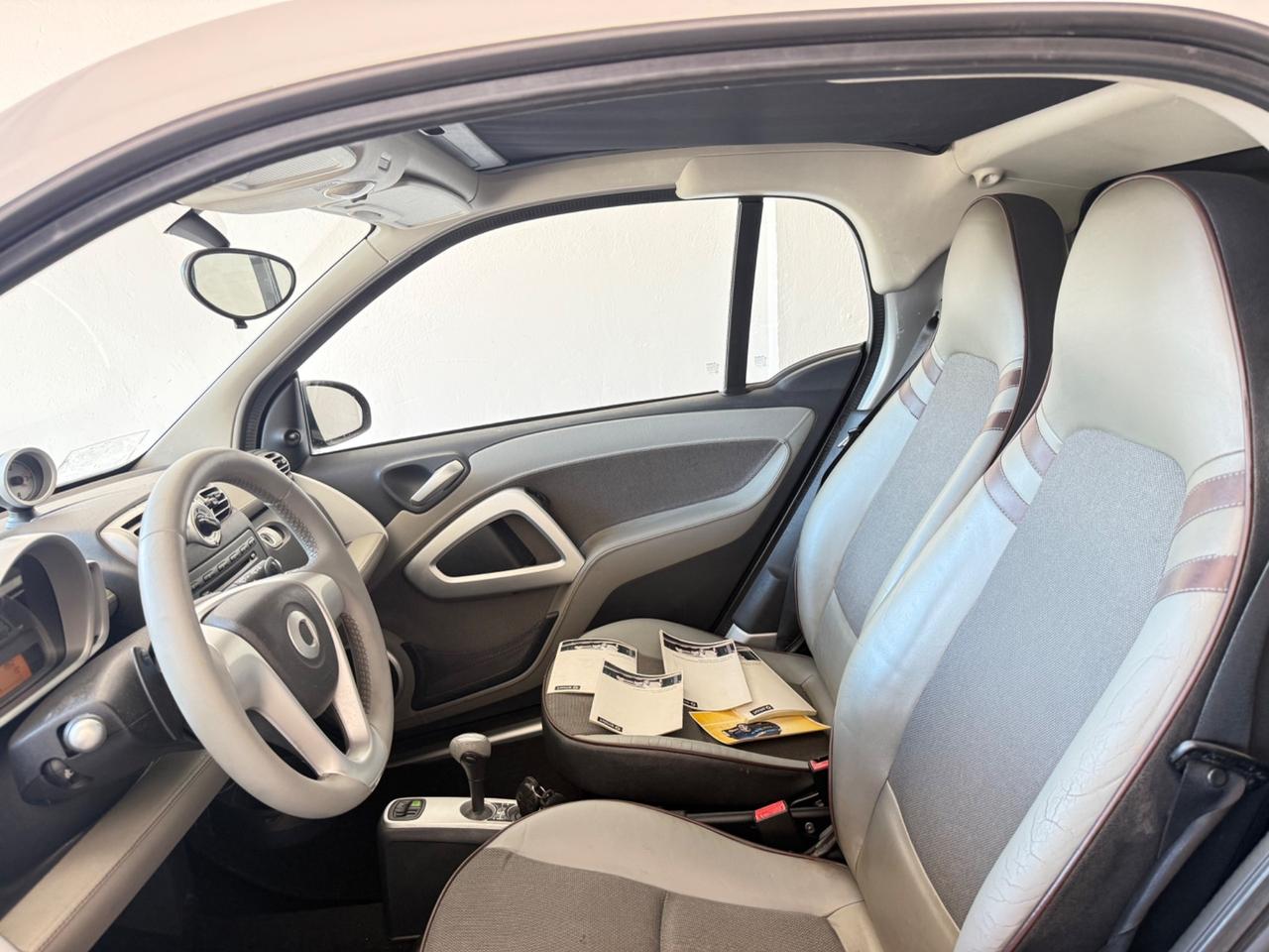 Smart ForTwo 1000 52 kW coupé limited two