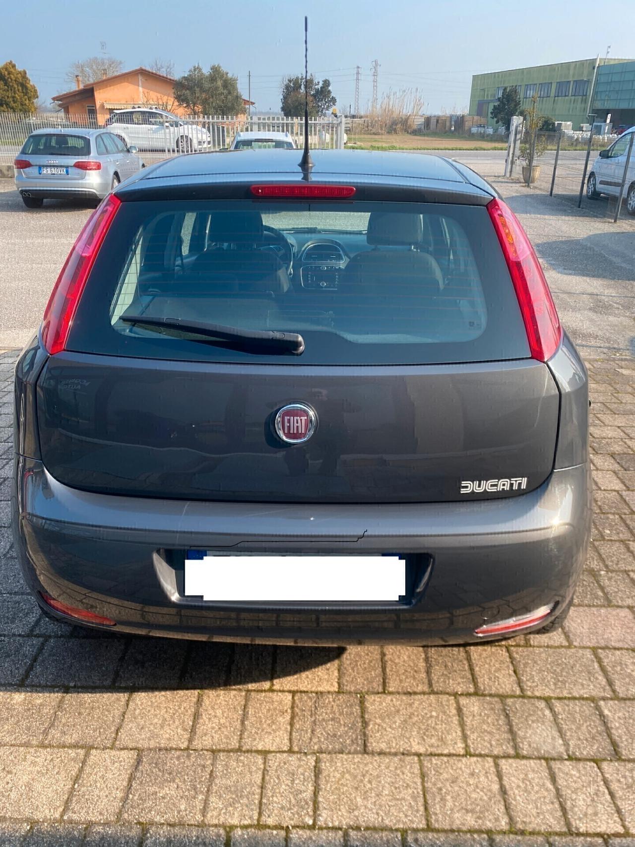 Fiat Punto 1.4 8V 5 porte Natural Power Street