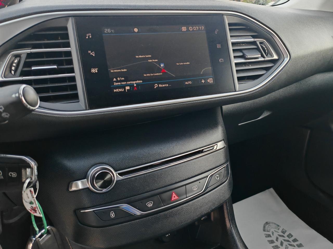 Peugeot 308 15BlueHDi navig led Autocarro n.1 2020