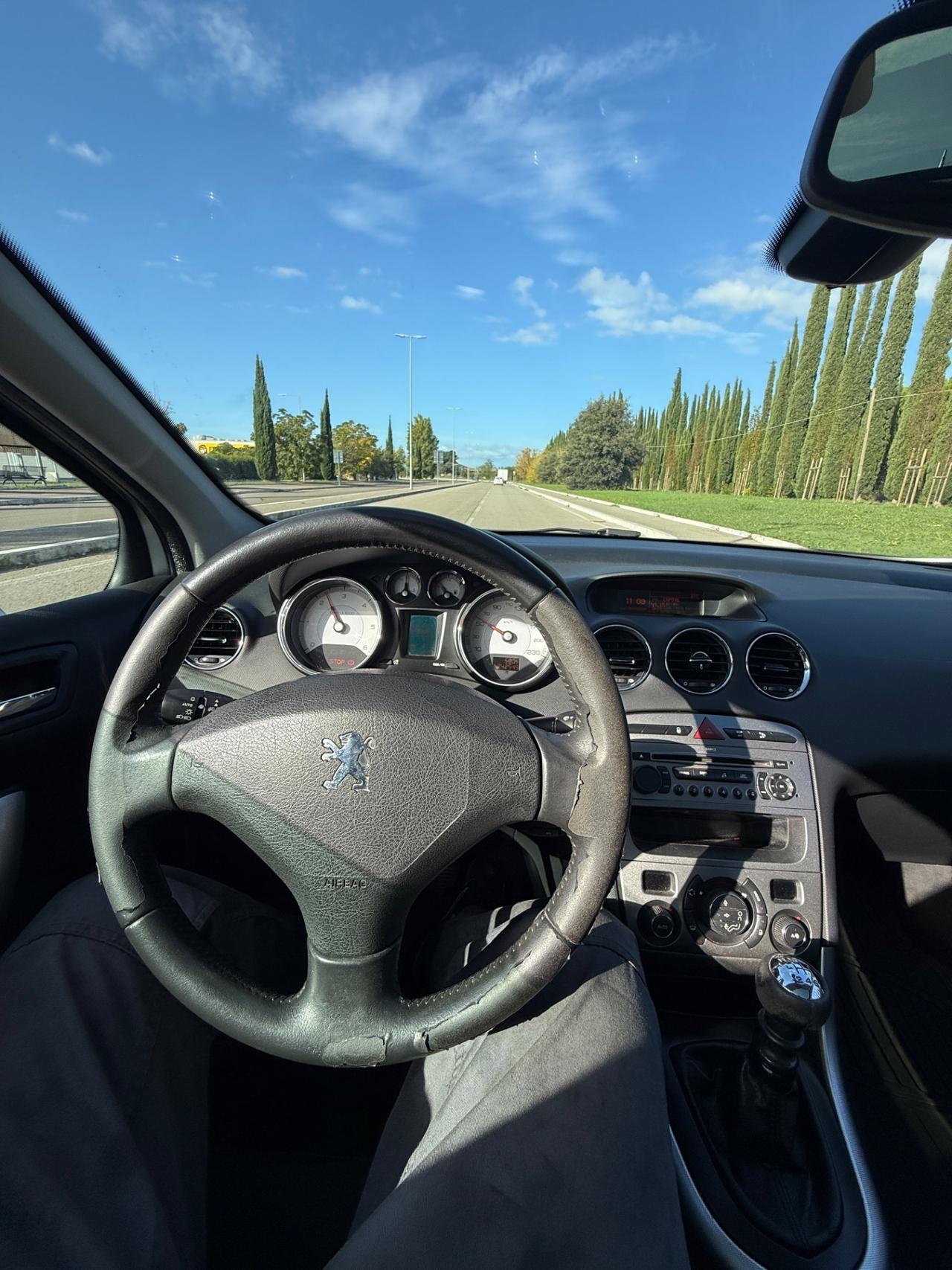 Peugeot 308 1.6 HDi 110CV