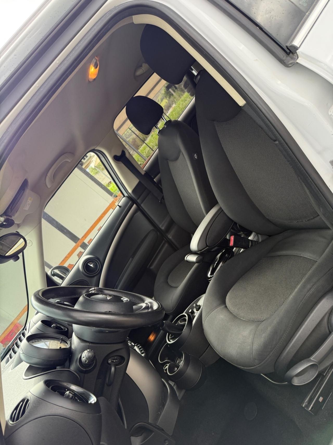 Mini Cooper Countryman 1.6 Cooper D Countryman