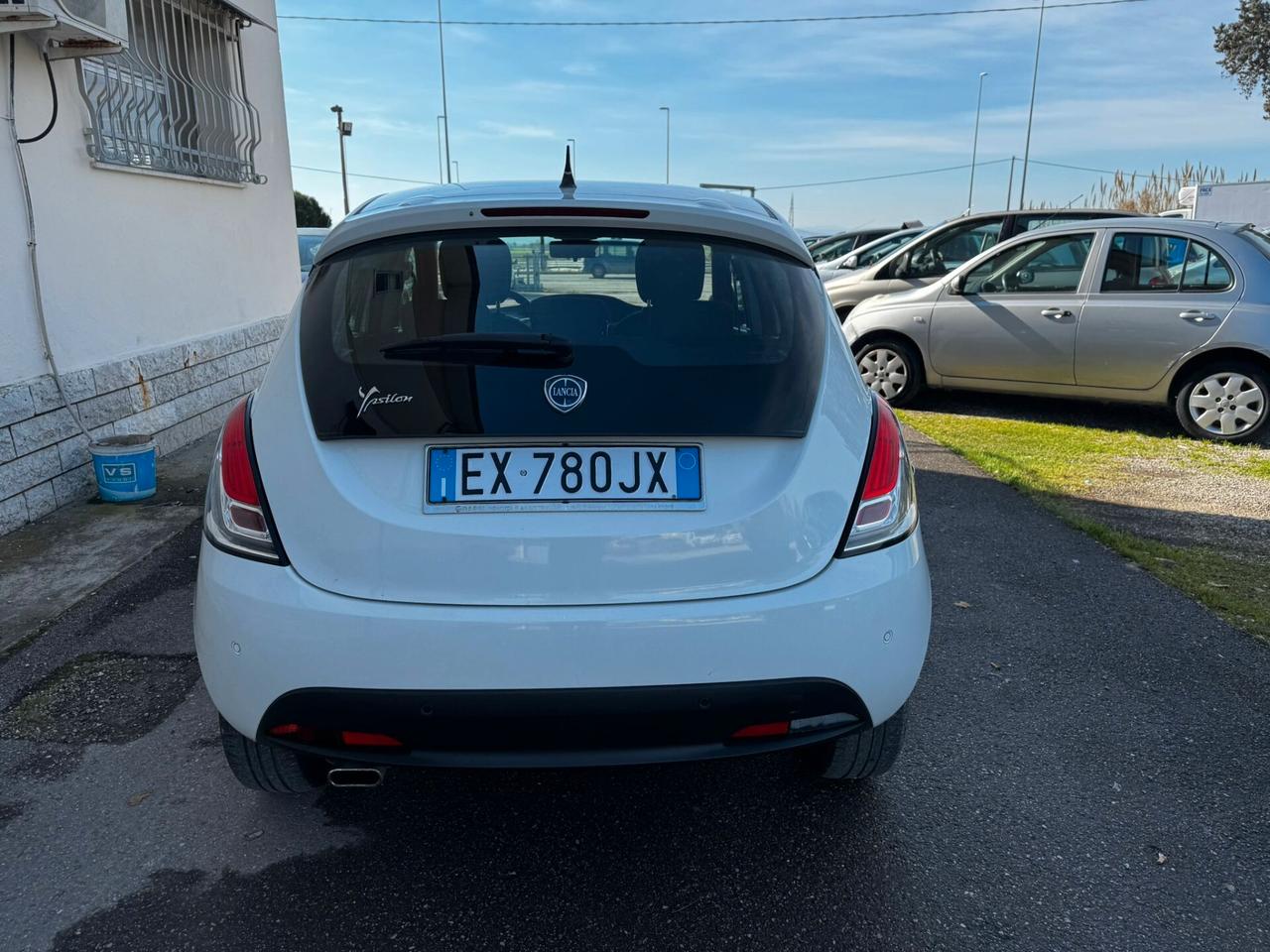 Lancia Ypsilon 0.9 TwinAir 85 CV 5 porte S&S Silver