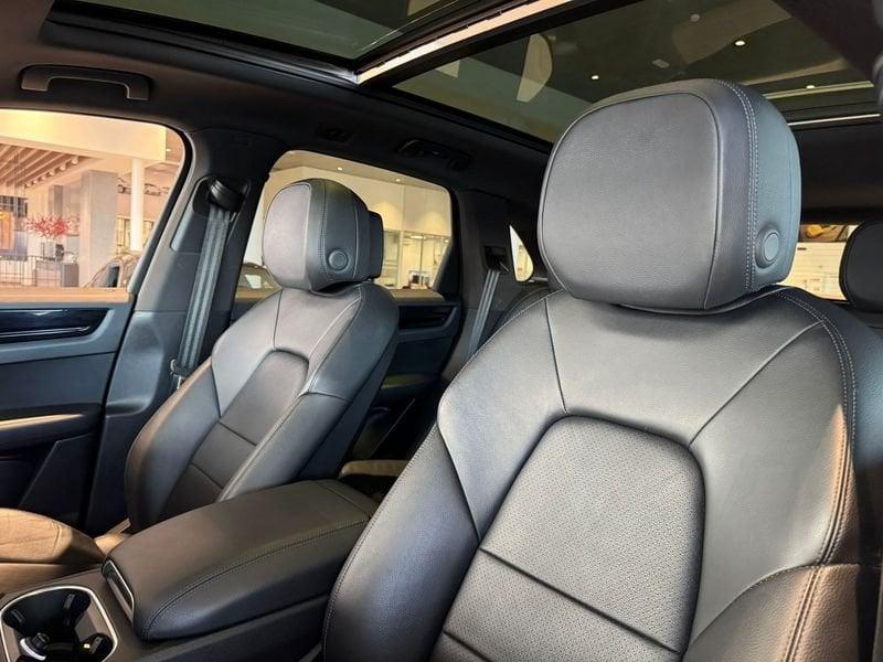 Porsche Cayenne Cayenne 3.0 V6