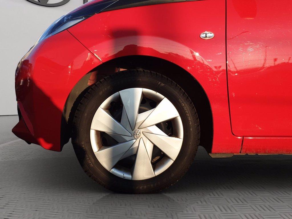 TOYOTA Aygo 5p 1.0 x-play tss del 2018