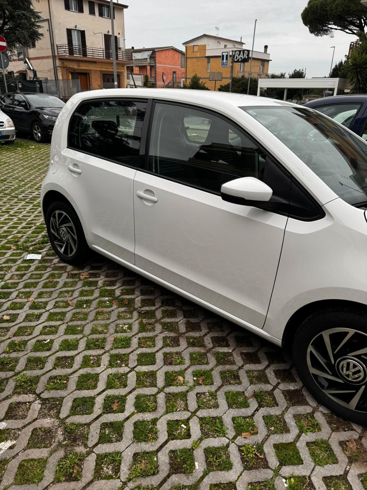 Volkswagen up! 1.0 5p. move BlueMotion Technology