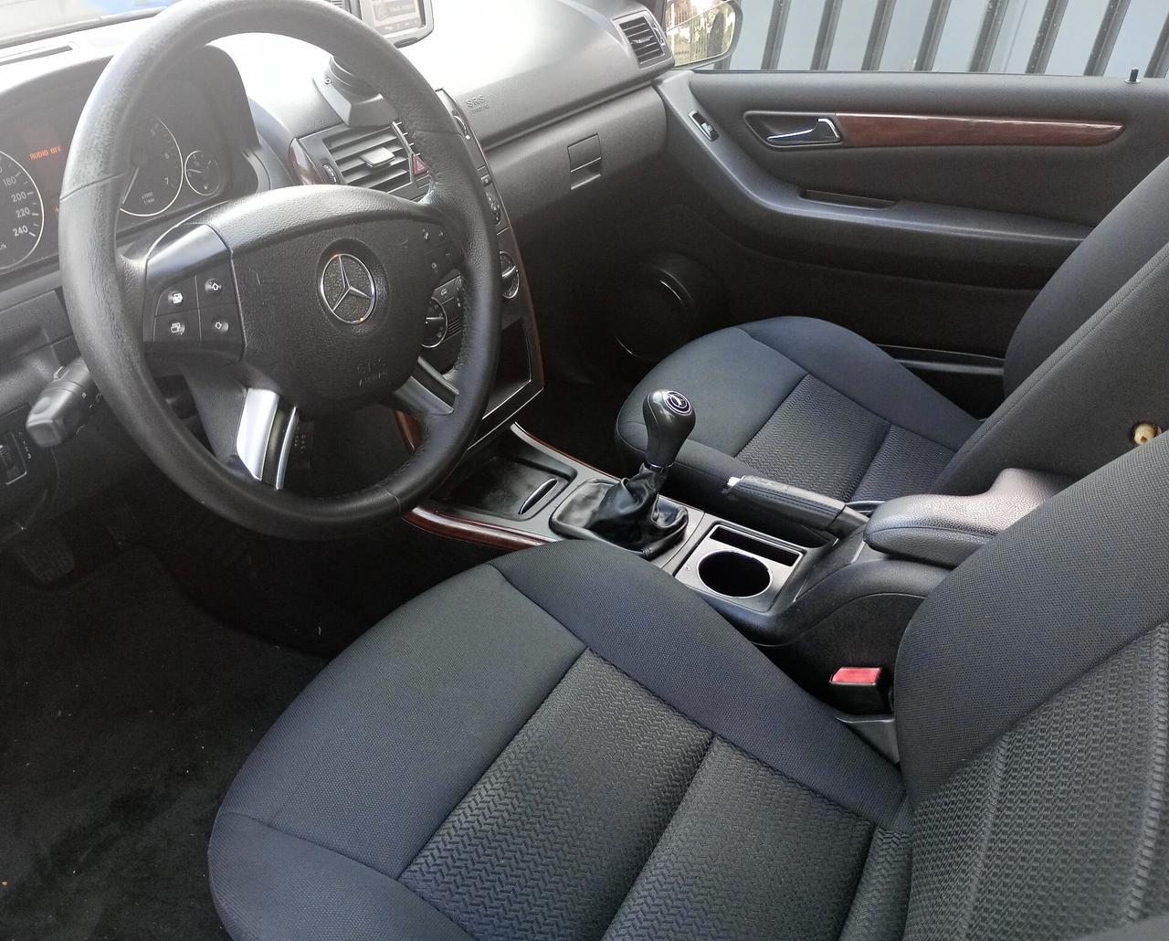 Mercedes-benz A 150 benzina