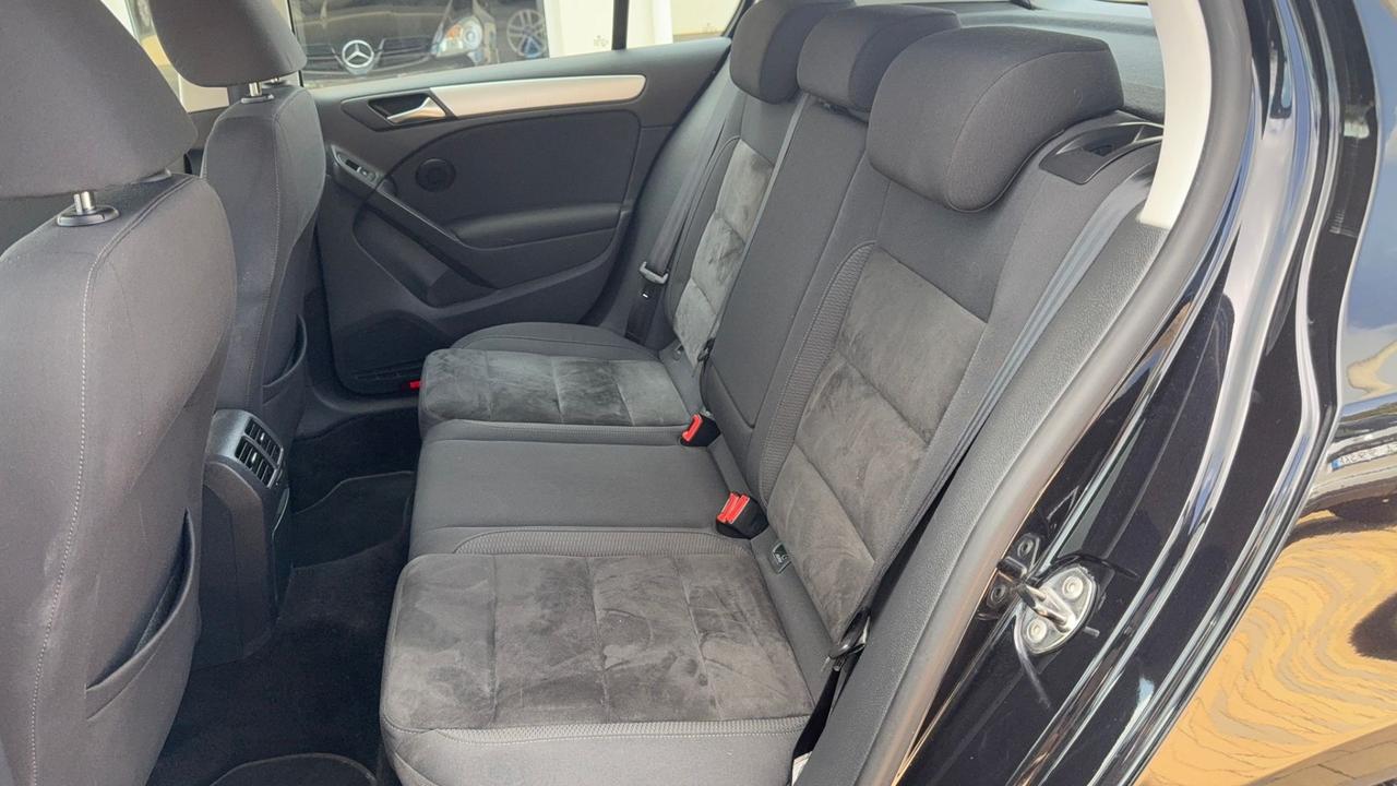 Volkswagen Golf 1.6 TDI DPF 5p. Highline