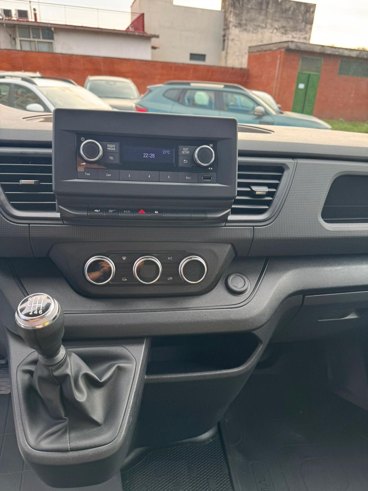 Renault Trafic bluedci 170cv L2 -2023