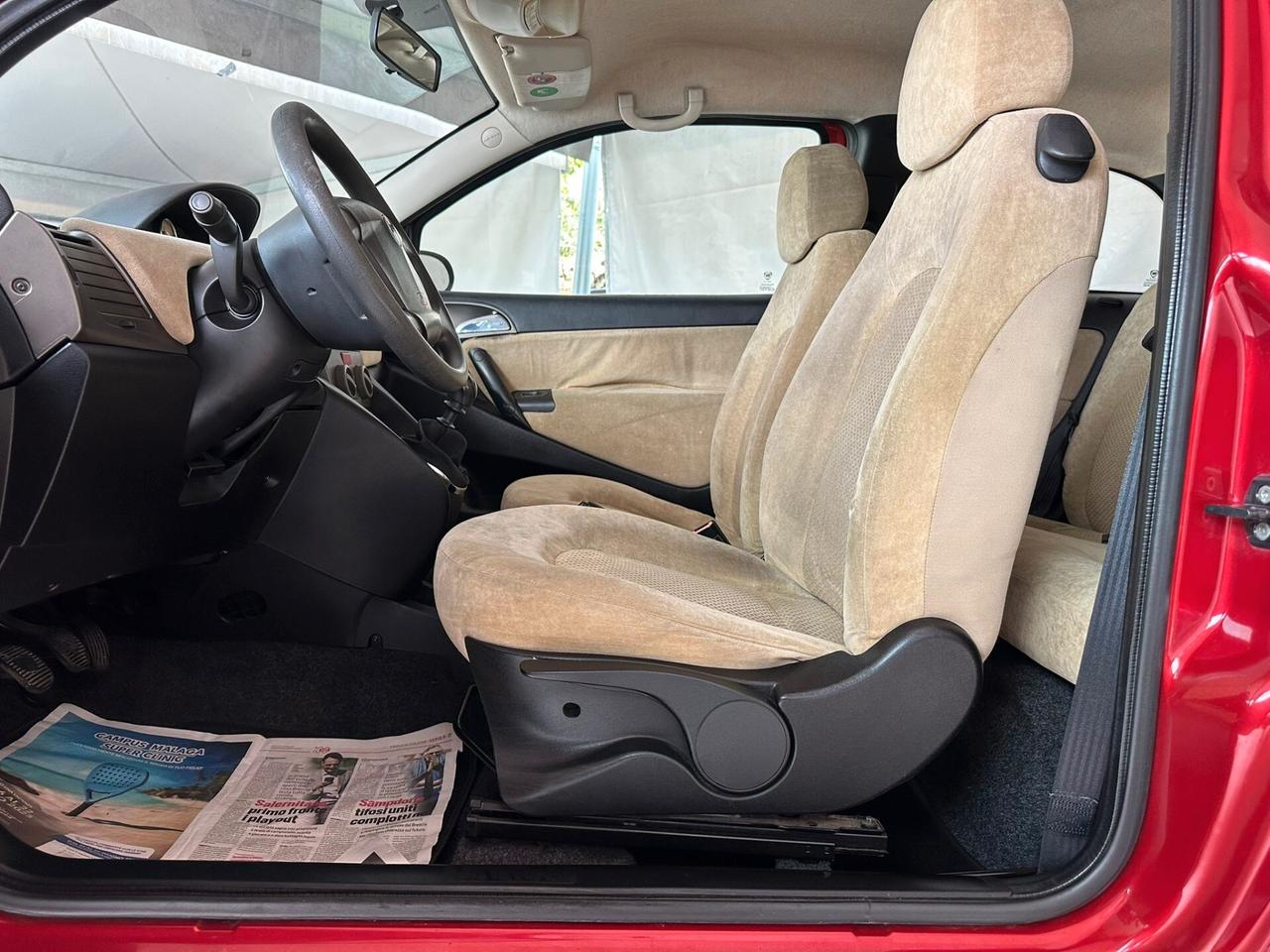 Lancia Ypsilon 1.2 16V Platino