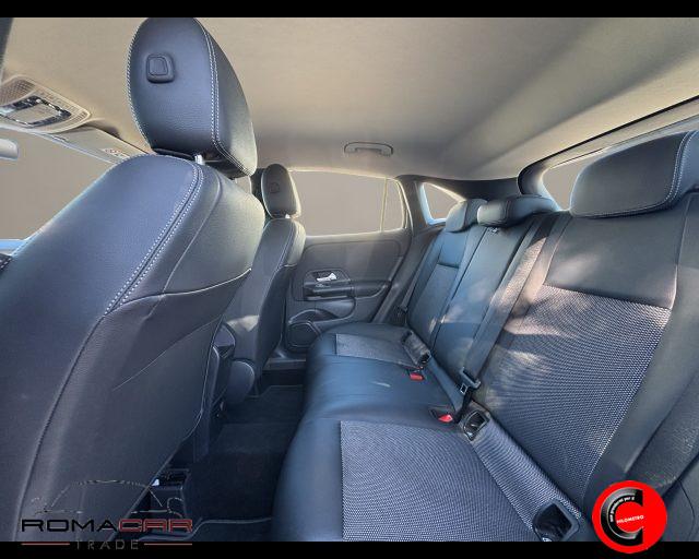 MERCEDES-BENZ GLA 180 d Automatic Sport