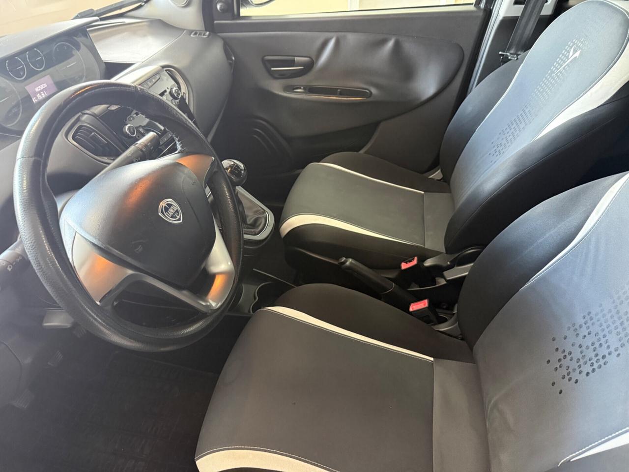 Lancia Ypsilon 1.3 MJT 16V 95 CV 5 porte S&S Platinum