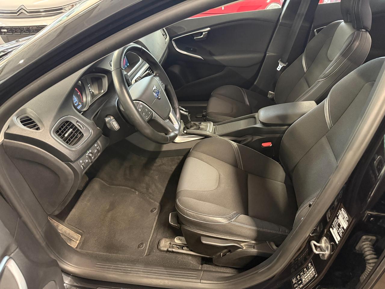 Volvo V40 D3 Geartronic Momentum
